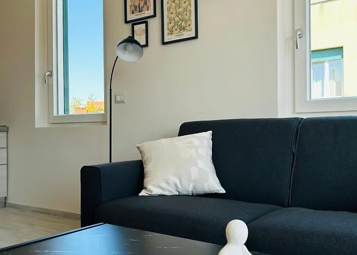 Enzo House